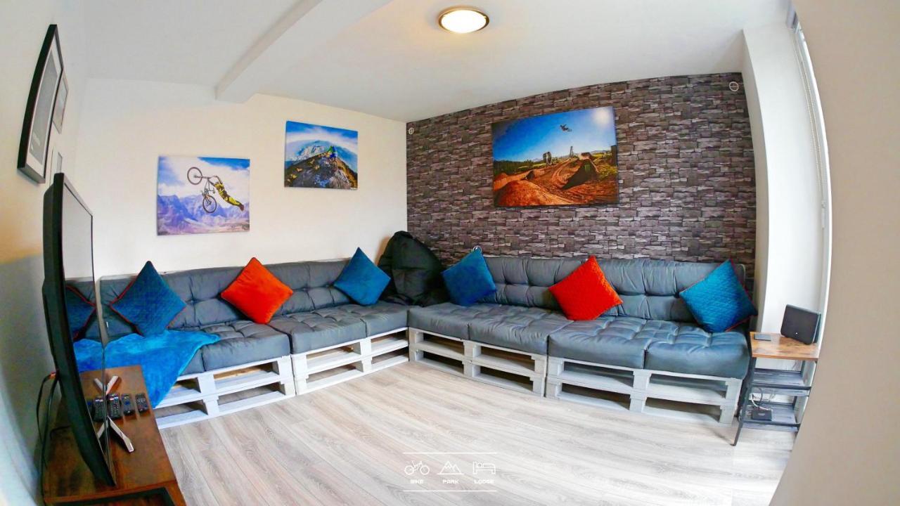 Bike Park Lodge Merthyr Tydfil Bagian luar foto